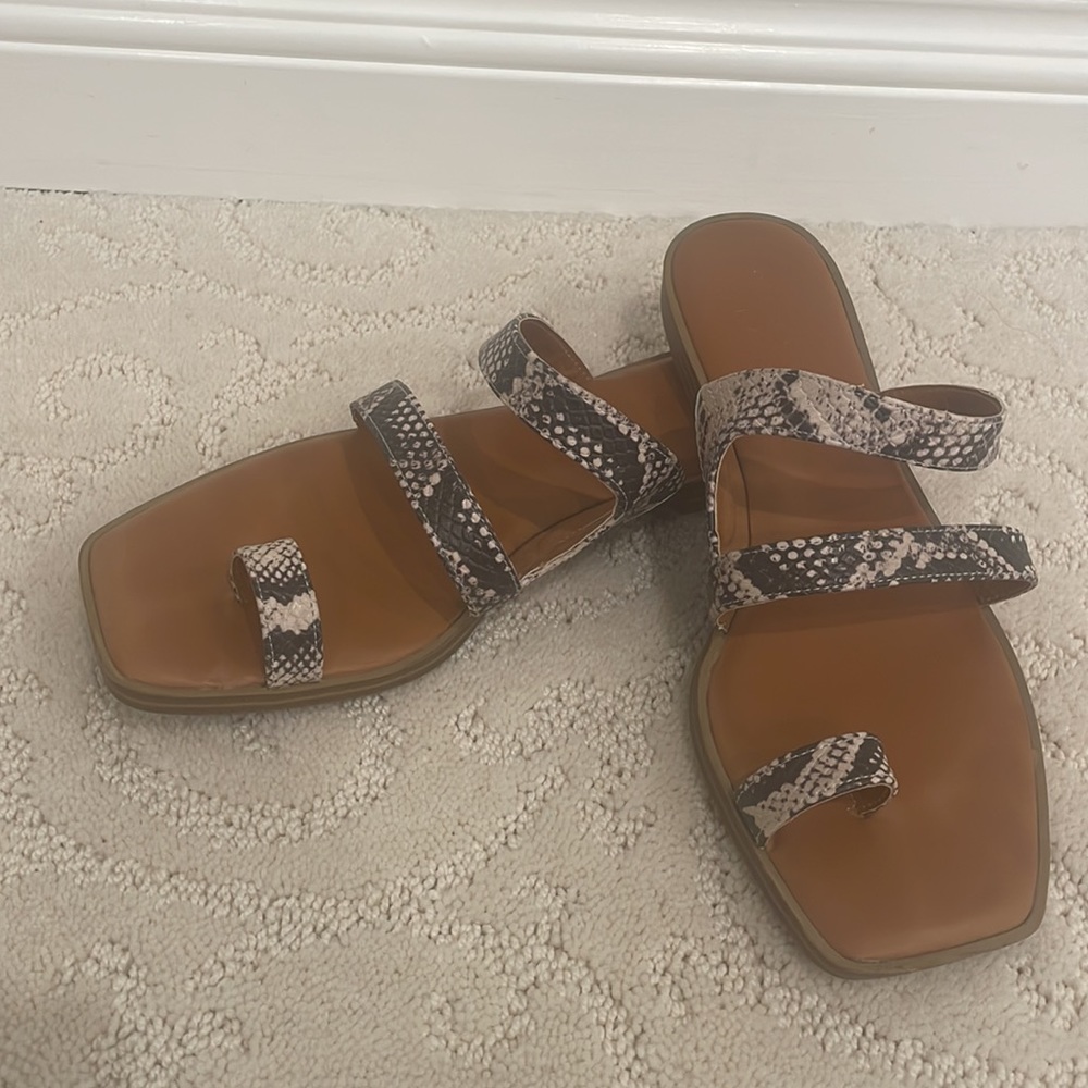 Toe Ring Slides - image 4